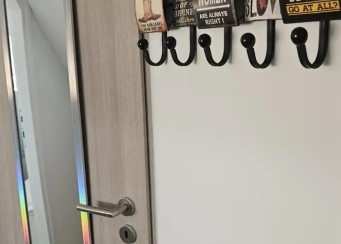 Bagameri Vendeghaz * 包道乔尼托毛伊